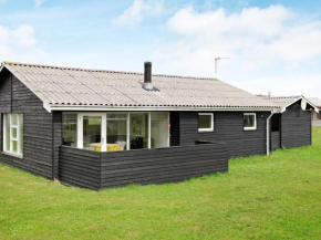 Three-Bedroom Holiday home in Løkken 50